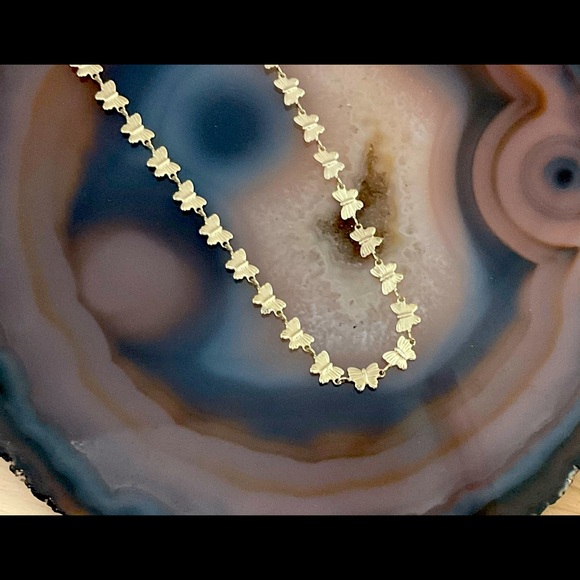 Gold butterfly necklace choker new gift for her - Picture 2 of 5